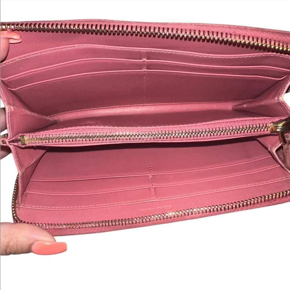 Miu Miu pink Croc-Embossed Wallet